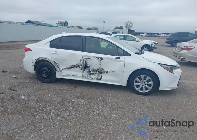 JTDBCMFE6RJ017807: 43817273