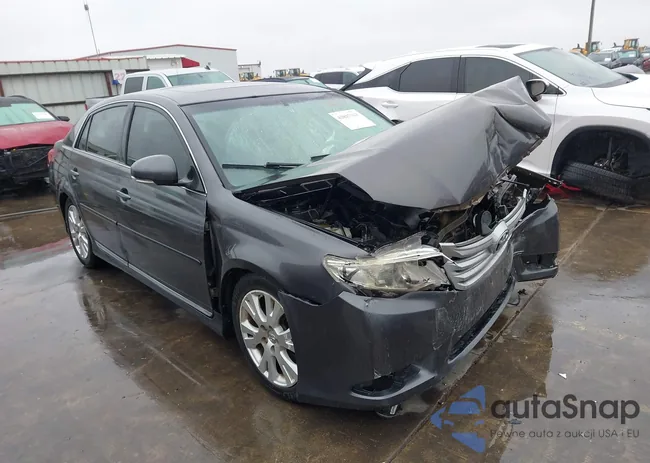 4T1BK3DB0CU465984: 43817363