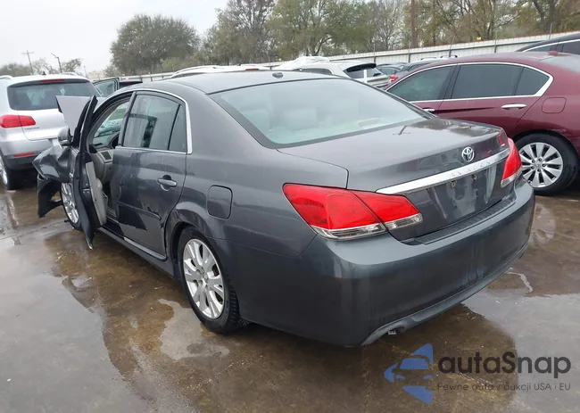 4T1BK3DB0CU465984: 43817363