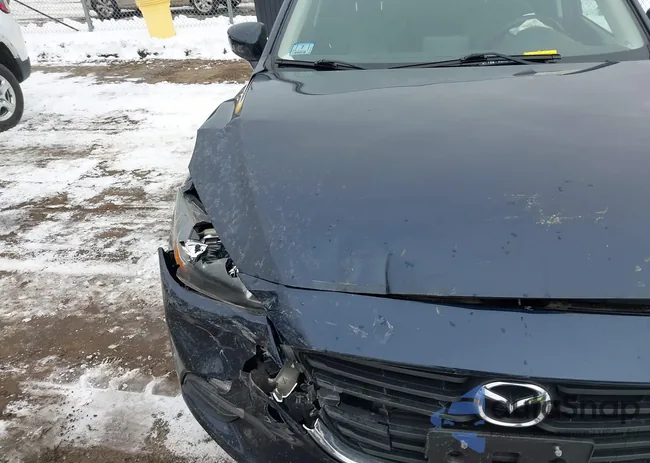 3MZBN1L38JM273771: 43817415