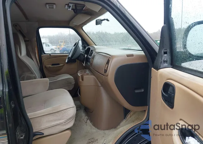 2B6HB11Y2XK575169: 43817469