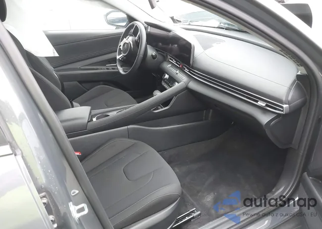 KMHLS4DG4RU670030: 43817473