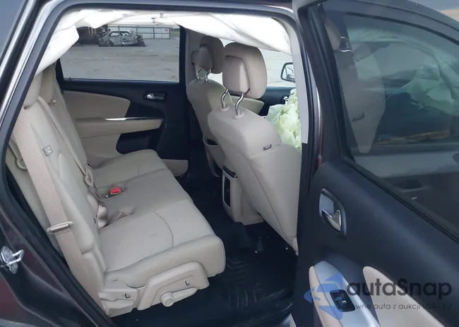 3C4PDCBB5JT475067: 43817499