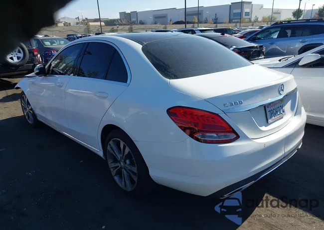 55SWF4JB2GU126077: 43816566