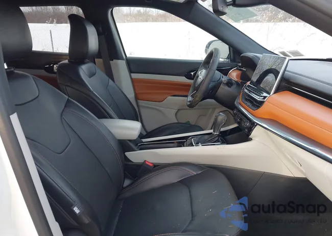 3C4NJDCN8PT519599: 43816588