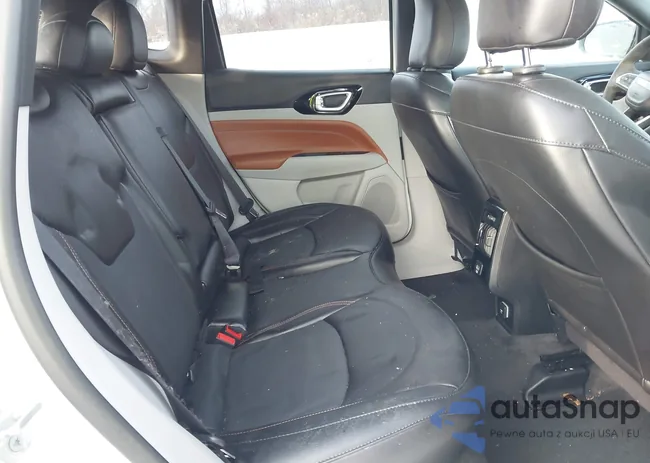 3C4NJDCN8PT519599: 43816588