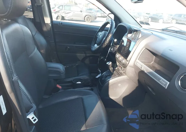 1C4NJCBA2HD166695: 43816663