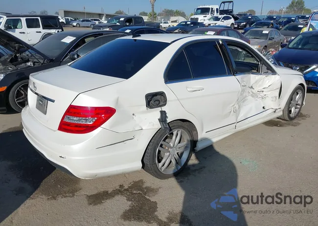 WDDGF4HB8DA806104: 43816676