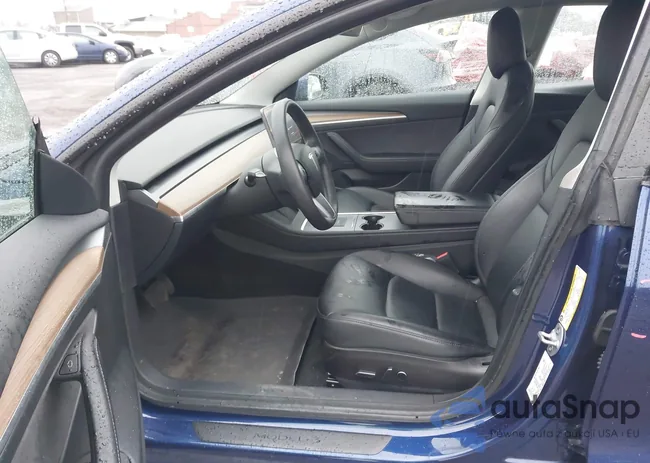 5YJ3E1EA3NF341830: 43816697