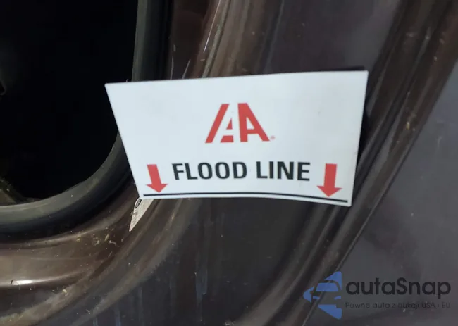 W04WT3N52GG108008: 43816747