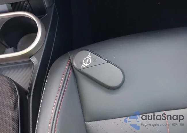 WMW53GD04S2W60773: 43816892