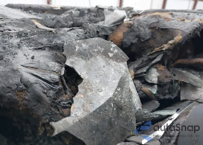 1C4PJMBS3HW664531: 43817920