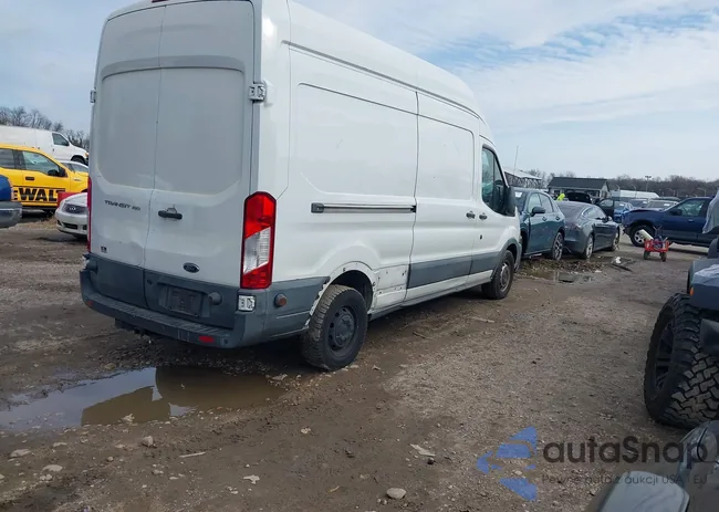 1FTYR2XM0HKA26952: 43817929