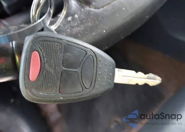 1C4NJRFB4GD658813: 43817968