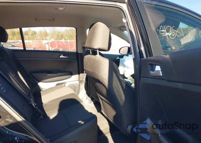 KNDPMCAC5N7027500: 43817981