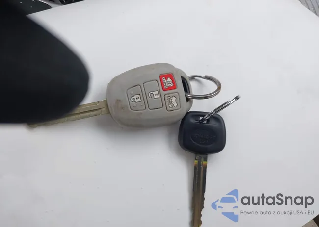 4T1BF1FK4CU028740: 43818047