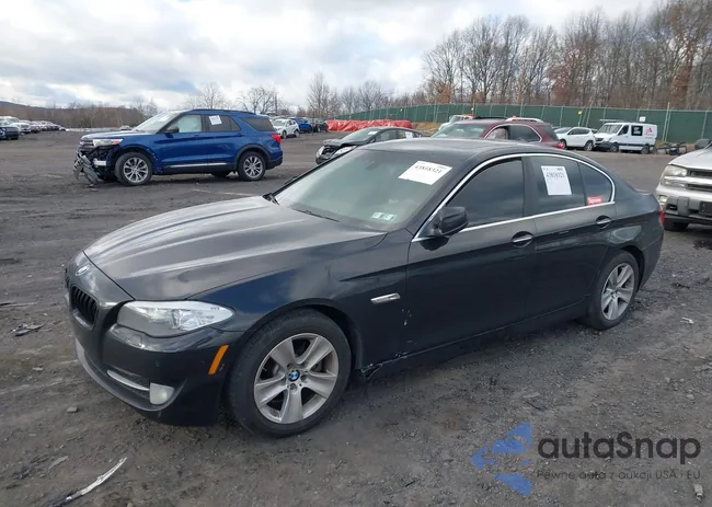 WBAXG5C52CDX03351: 43818321