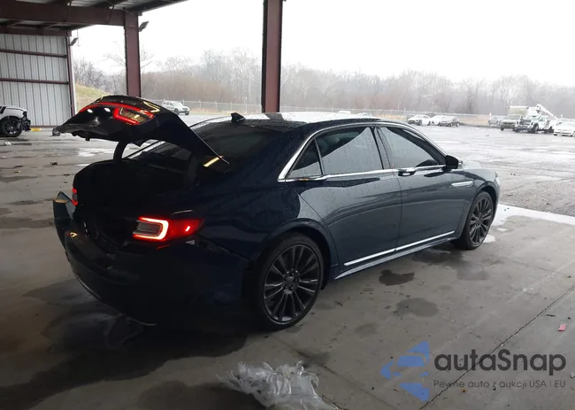 1LN6L9NC2J5602973: 43818371