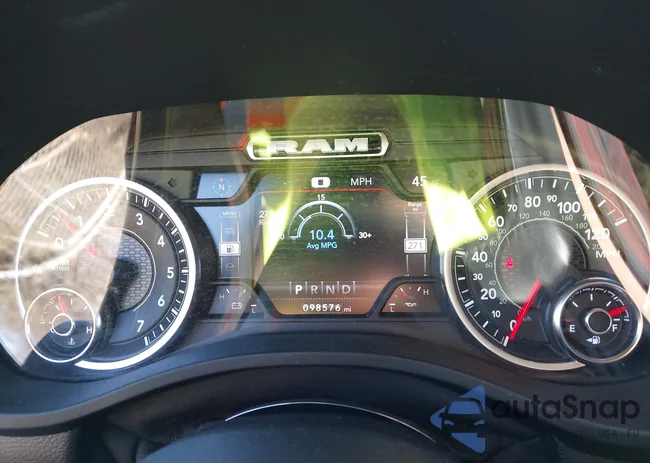 1C6SRFJT0NN225532: 43818412