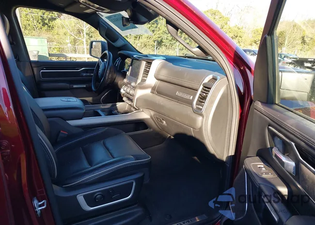 1C6SRFJT0NN225532: 43818412