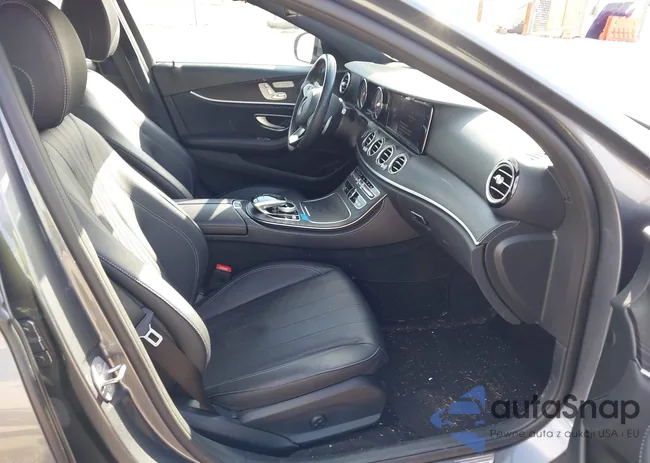 WDDZF4KB8JA444837: 43818447