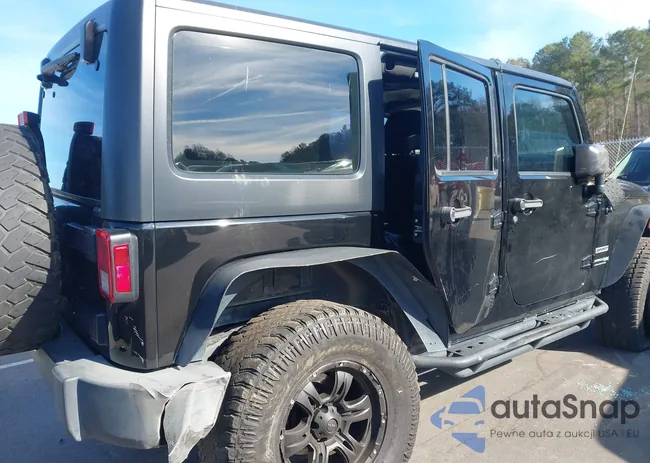 1C4BJWDG2JL827675: 43817520