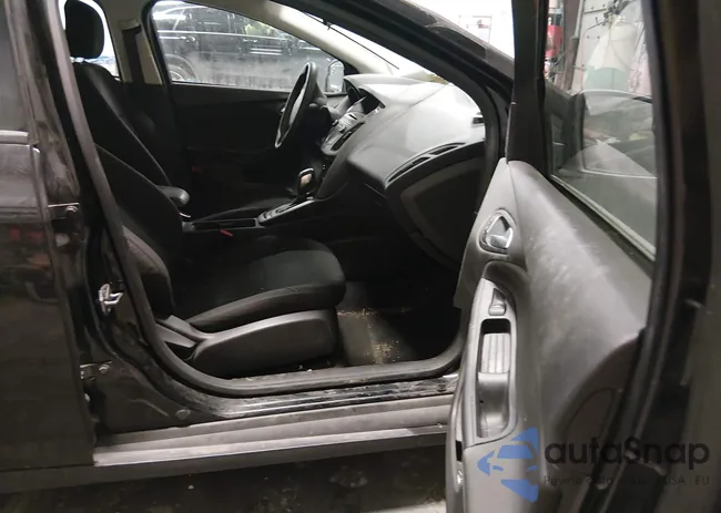 1FADP3F23GL348042: 43817836