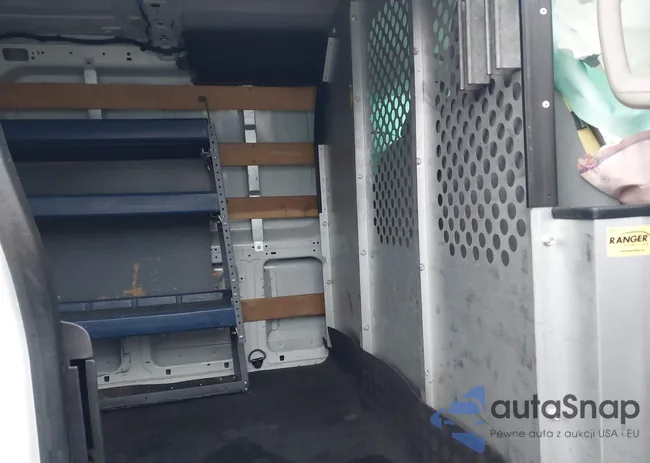 1FTYR1ZM8GKA47747: 43817886