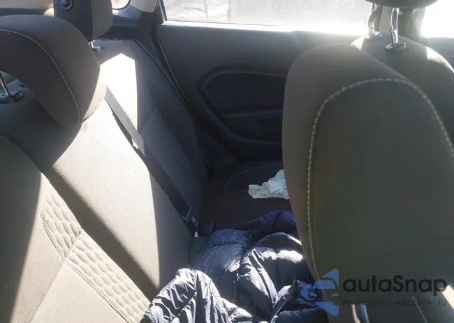 3FADP4BJXKM123580: 43818957