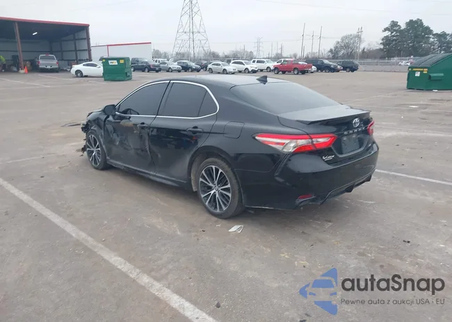 4T1B11HK3JU590511: 43819341