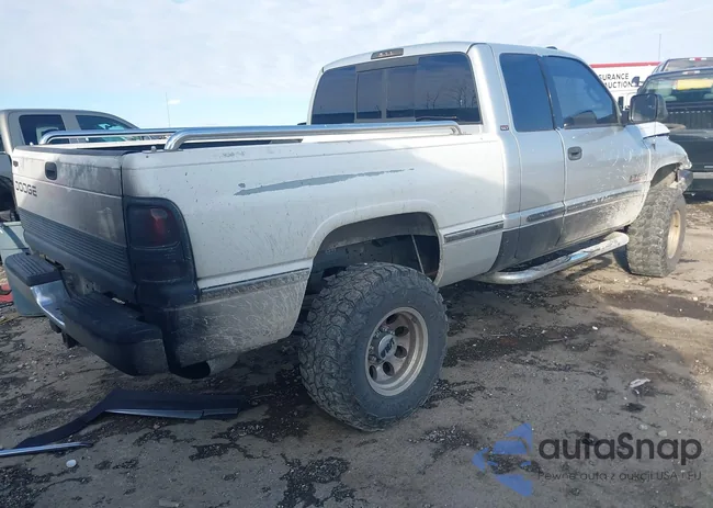 1B7KF23671J558295: 43819369