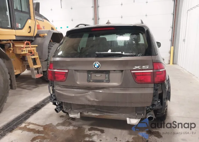 5UXZV4C53D0E05297: 43819374