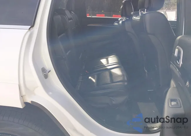 1C4RJECG5FC144189: 43818517