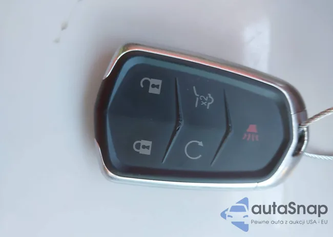 1GYKNFRS0JZ191833: 43818598