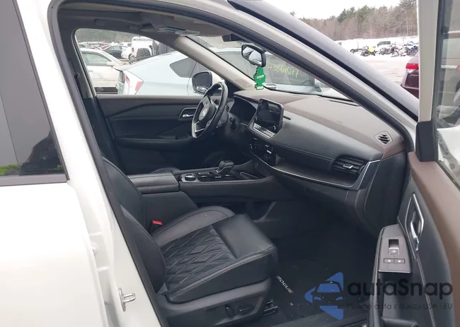 JN8AT3DD7MW305416: 43818653