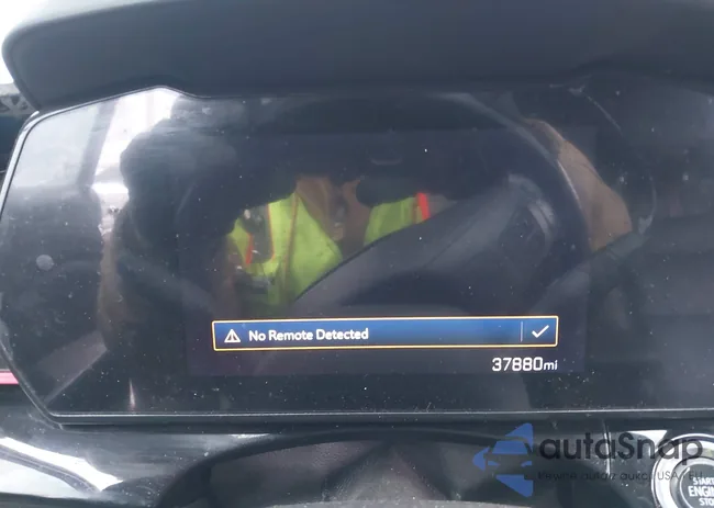 KL77LJE27RC166563: 43818706