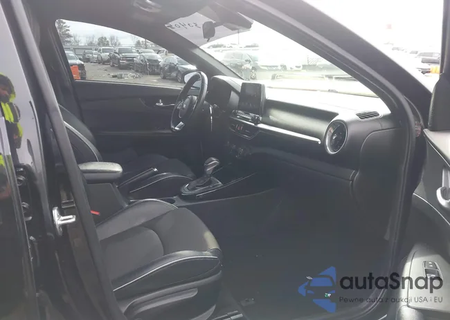 3KPF34AD9ME330405: 43818837