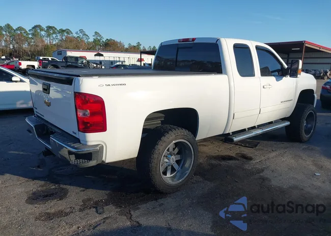 1GCEC19018Z107412: 43818896