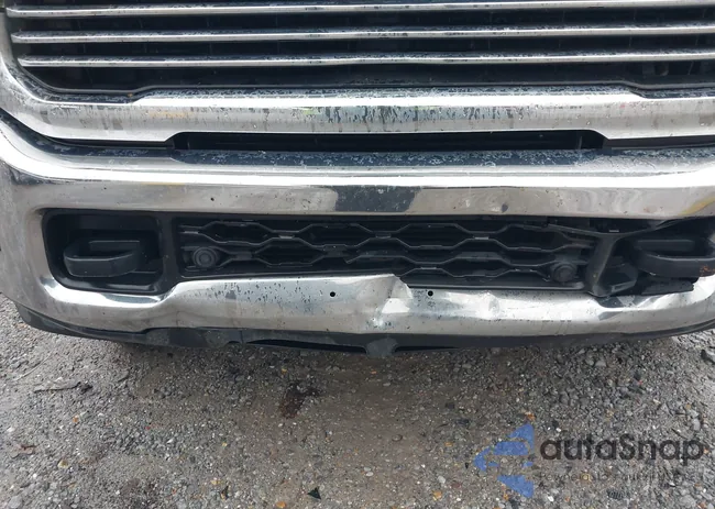 3C6UR5FL8NG417673: 43819932