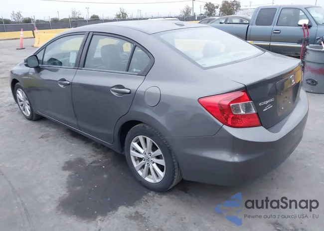 2HGFB2F88CH573131: 43819940