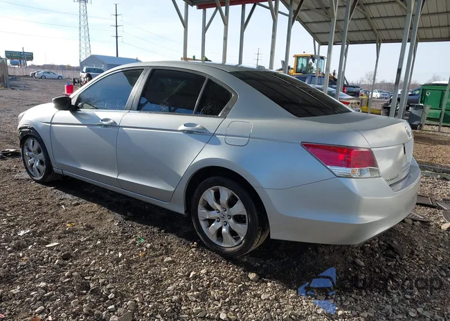 1HGCP26858A014243: 43819956