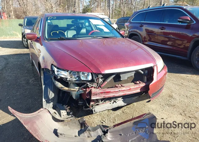 19UUA66204A051400: 43820008