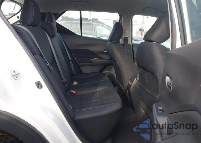 3N1CP5CV3NL483137: 43820063