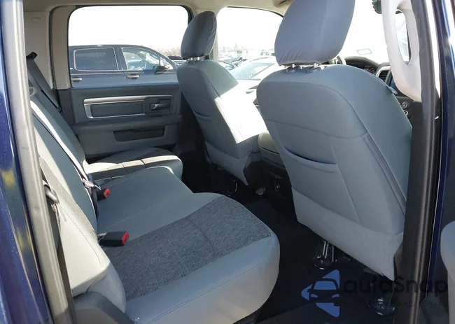 1C6RR6LT5KS516326: 43820157