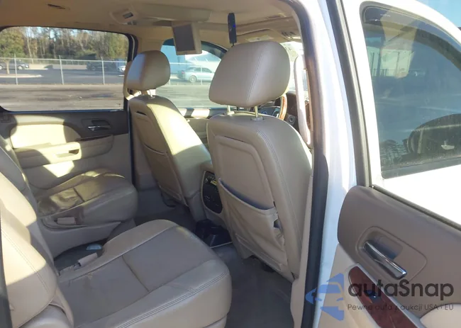 1GNUCKE07AR101859: 43820240