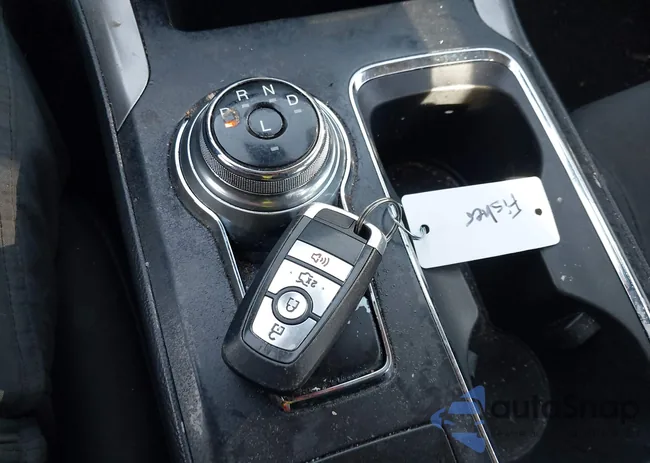 3FA6P0HD1LR145622: 43820443