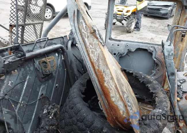 1C4BJWDG8GL144534: 43820499