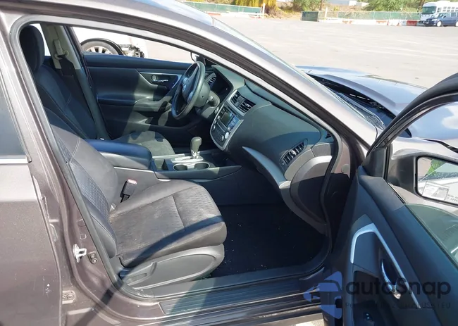 1N4AL3AP1HN311675: 43819571