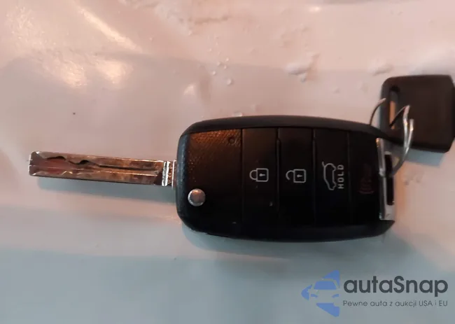 KNDJN2A20E7080822: 43819655