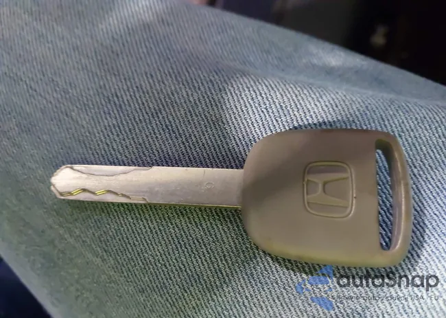 1HGCR2F3XHA090006: 43819663